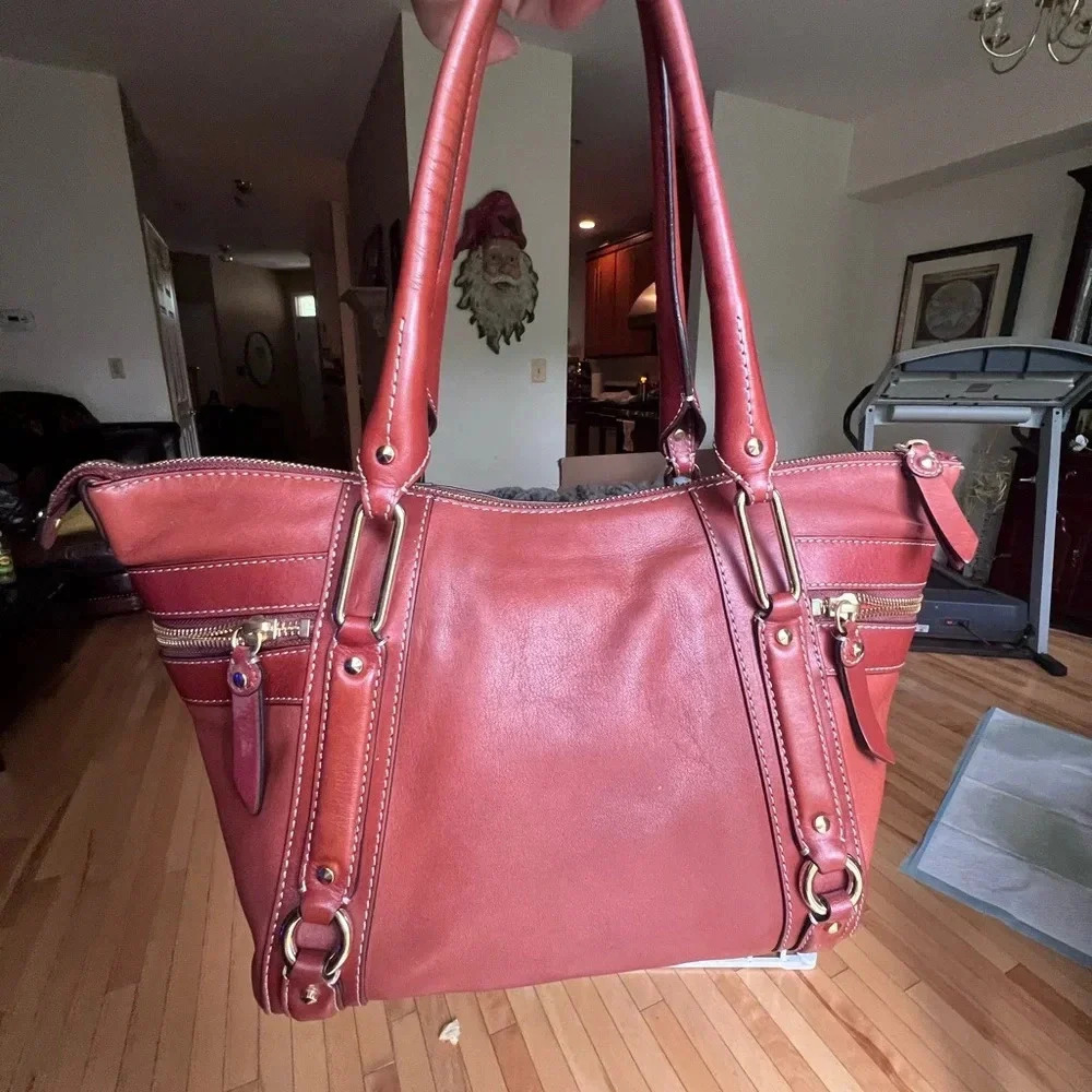 Cole Haan leather bag 🤎 - Picture 3 of 11